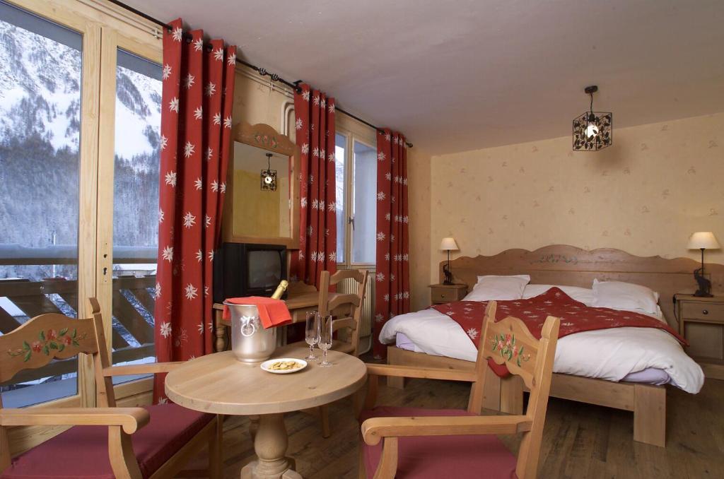 Les Agneaux Hotel Villar-dʼArène Cameră foto
